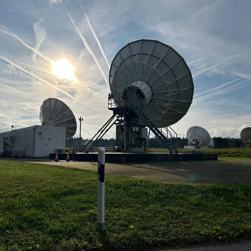 Satellitenschüsseln